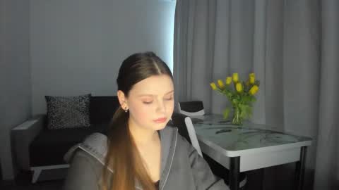 Anna online show from February 19, 3:16 pm