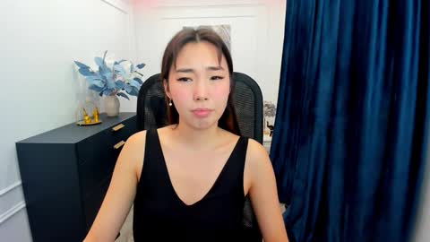 Anna online show from September 29, 7:51 pm