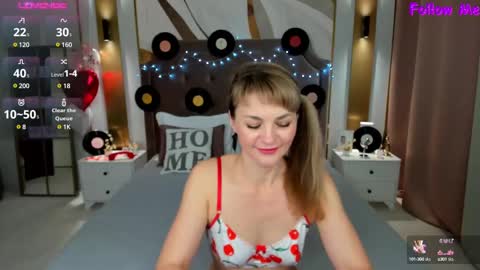 Snapshot of annasimonsj chatting on March 12, 1:03 am Anna online show from March 12, 1:03 am