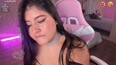 Anna online show from March 11, 1:28 pm