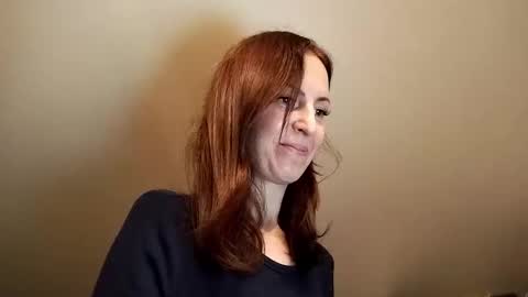 Anna online show from March 24, 9:42 pm