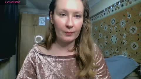 AnnaXLovers online show from May 7, 12:43 pm