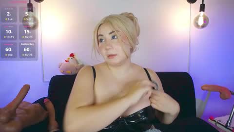 dani online show from May 16, 5:59 am