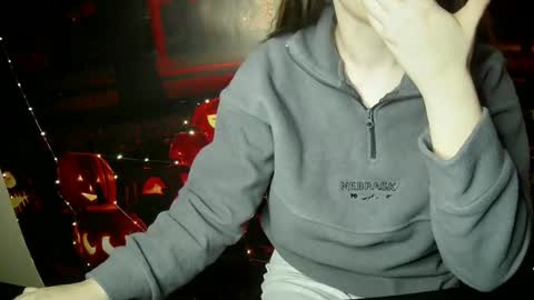 Bella online show from October 11, 7:51 am