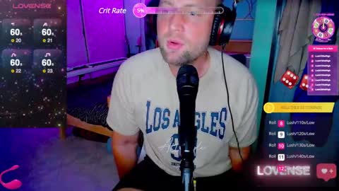 Snapshot of anndy_games chatting on December 13, 11:34 am anndy_games online show from December 13, 11:34 am