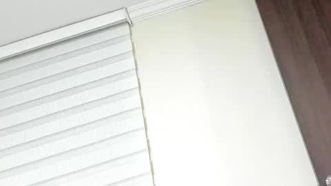       online show from March 24, 11:32 pm