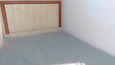 SWEET ANNE online show from October 1, 8:20 am