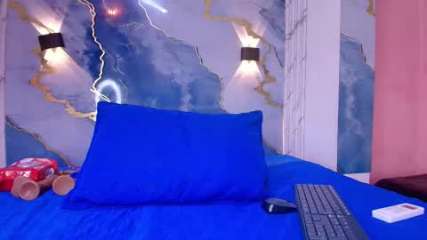 Snapshot of anne_miller05 chatting on October 23, 7:23 pm anne online show from October 23, 7:23 pm