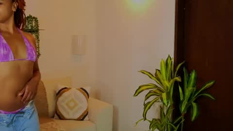 anne_rachel online show from May 30, 4:48 pm