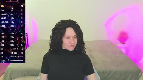 Annemorie online show from June 13, 6:44 am