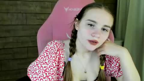 AnnetBennette online show from July 13, 4:37 am