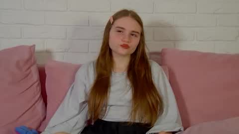 AnnetBennette online show from July 18, 4:38 am