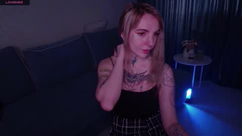 Annet online show from October 10, 8:35 am