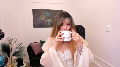 annetli online show from May 10, 3:23 am