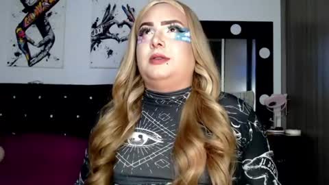 Anne VanHelsing online show from August 9, 3:19 am