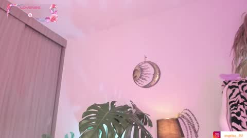 Angel online show from November 13, 4:17 pm