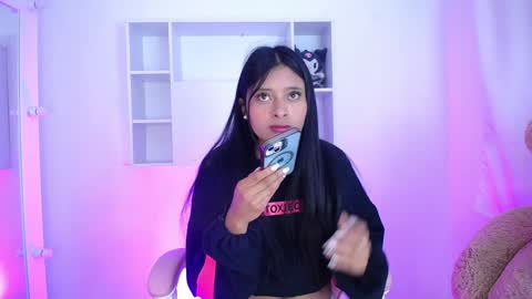 Anni online show from January 15, 11:21 am