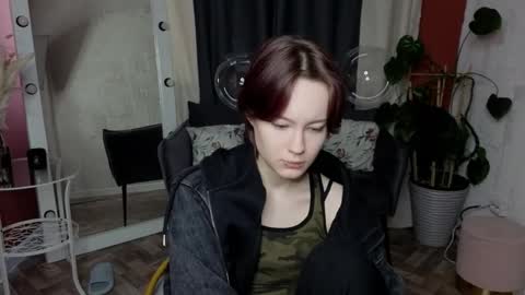 Snapshot of anni_way chatting on March 4, 12:11 pm Anni online show from March 4, 12:11 pm