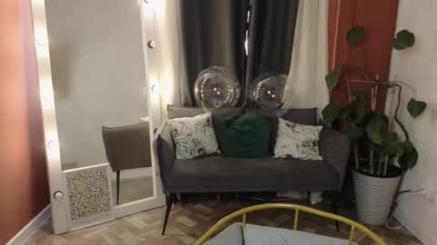 Snapshot of anni_way chatting on March 28, 5:29 am Anni online show from March 28, 5:29 am