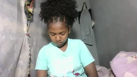 annick98 online show from March 10, 9:53 pm