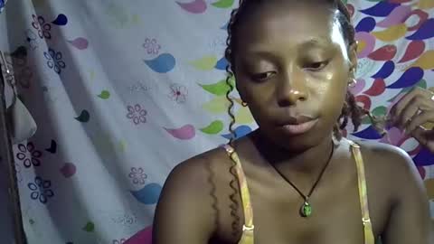 Snapshot of annie20002 chatting on February 20, 9:26 pm Annie online show from February 20, 9:26 pm