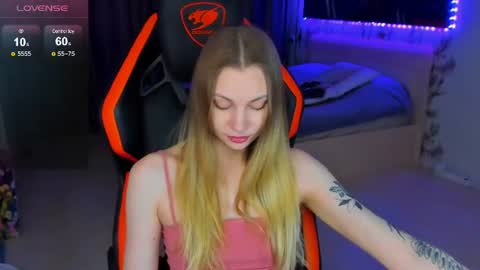 Annie online show from June 16, 2:52 pm