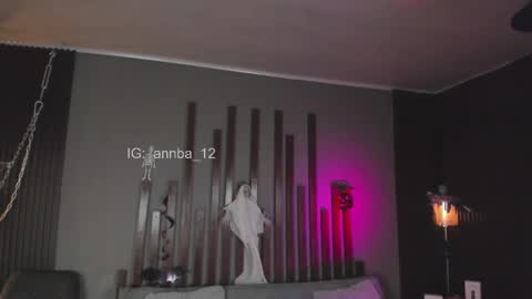 annie_barozzi online show from October 27, 1:59 pm