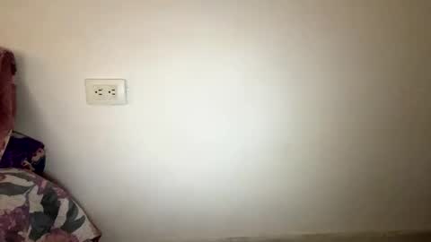 Annie  online show from December 16, 9:20 pm