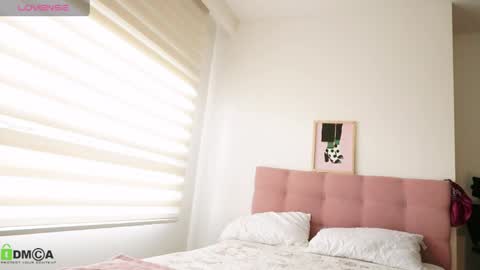 Snapshot of annie_es chatting on April 10, 2:33 pm Annie online show from April 10, 2:33 pm