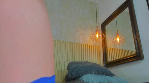 Annie online show from May 16, 12:07 am