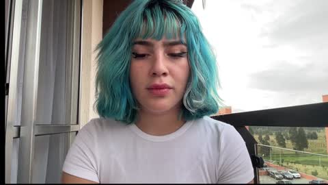 Snapshot of annie_snow_ chatting on February 3, 10:21 pm JEANNE no olvides seguirme dont forget follow me uu online show from February 3, 10:21 pm