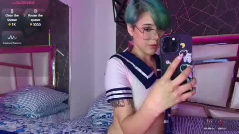 Snapshot of annie_swan chatting on September 24, 11:57 am Annie online show from September 24, 11:57 am