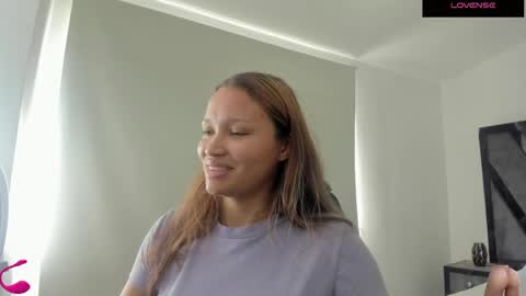Annie and Stefan online show from May 15, 1:29 pm