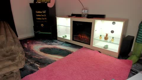 Snapshot of anniebella69 chatting on March 28, 3:39 am Annabelle69 online show from March 28, 3:39 am