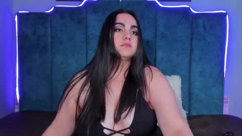 Annie Sweet Cherry online show from January 14, 3:01 am