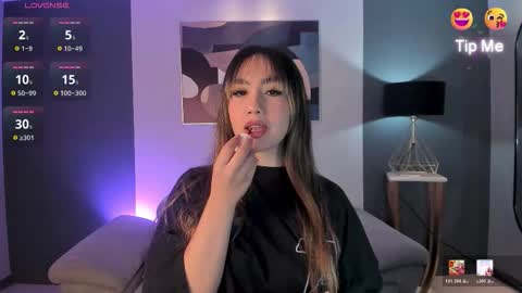 Annie Monroe online show from January 8, 11:56 am