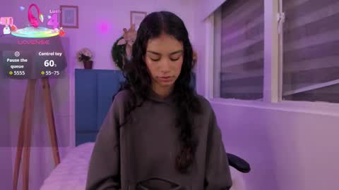 Annie Evans  online show from December 19, 4:14 pm