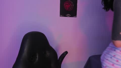 Annika online show from November 15, 4:14 pm