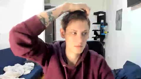    online show from October 1, 5:41 pm