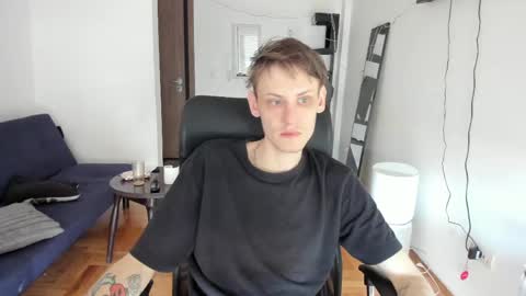    online show from May 5, 10:01 am