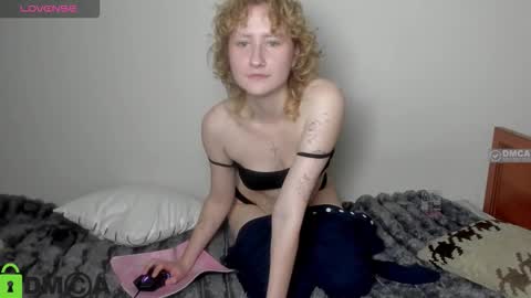 Snapshot of annstasia chatting on March 10, 7:41 pm annstasia online show from March 10, 7:41 pm