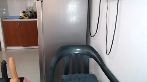 anntonella_squirt online show from September 24, 1:25 pm