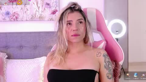 Antonella Lee online show from May 12, 4:59 pm