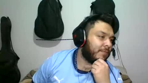 lion kennedy independent model moderator online show from November 16, 3:23 am