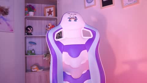 Anny  online show from February 6, 12:52 pm