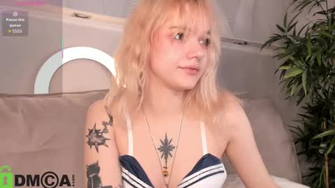 Snapshot of anny_h1ll chatting on March 20, 9:25 am Anny GMT2 Wed 10 AM - 4 PM Thur 10 AM - 4 PM Fri 10 AM - 4 PM Sat 10 AM - 4 PM Sun 10 AM - 4 PM. online show from March 20, 9:25 am