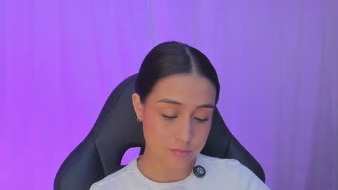Anny online show from May 9, 3:01 am