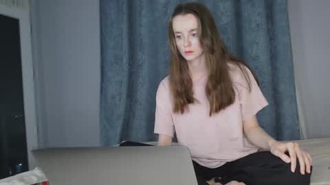 Snapshot of anny_meow chatting on February 4, 9:10 pm Ann My current schedule is below online show from February 4, 9:10 pm