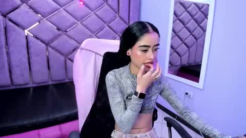 Snapshot of anny_swet chatting on May 5, 2:58 pm Anny online show from May 5, 2:58 pm