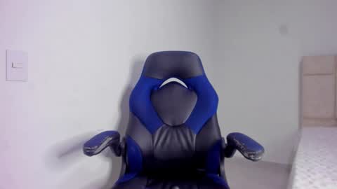 Snapshot of anny_vittar chatting on March 11, 5:35 am Valeria online show from March 11, 5:35 am